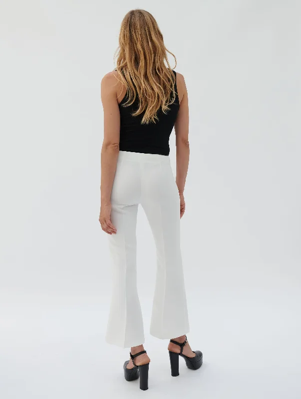 Pantalon 7/8 évasé en crêpe blanc