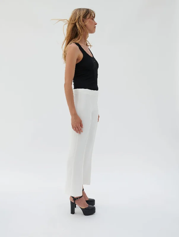 Pantalon 7/8 évasé en crêpe blanc