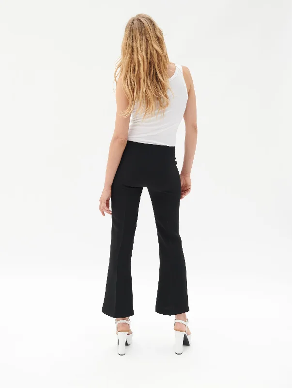 Pantalon 7/8 évasé en crêpe noir