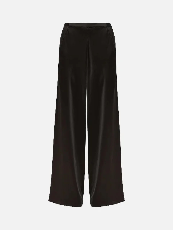 Bias Trouser in Black