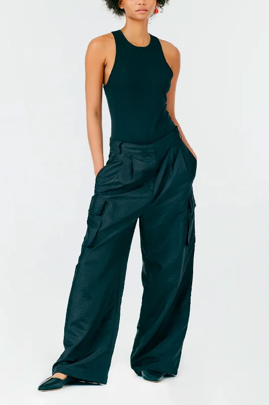 Crispy Nylon Stella Pleated Cargo Pant in Black