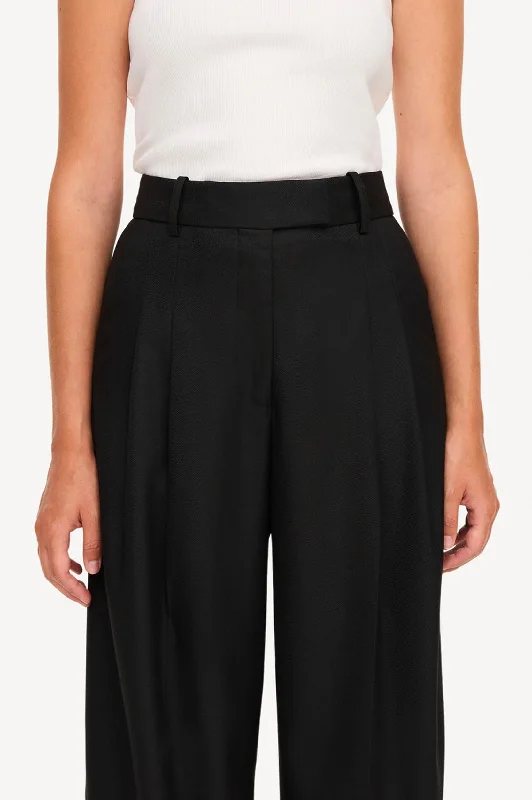 Cymbaria High-Waisted Trouser in Black